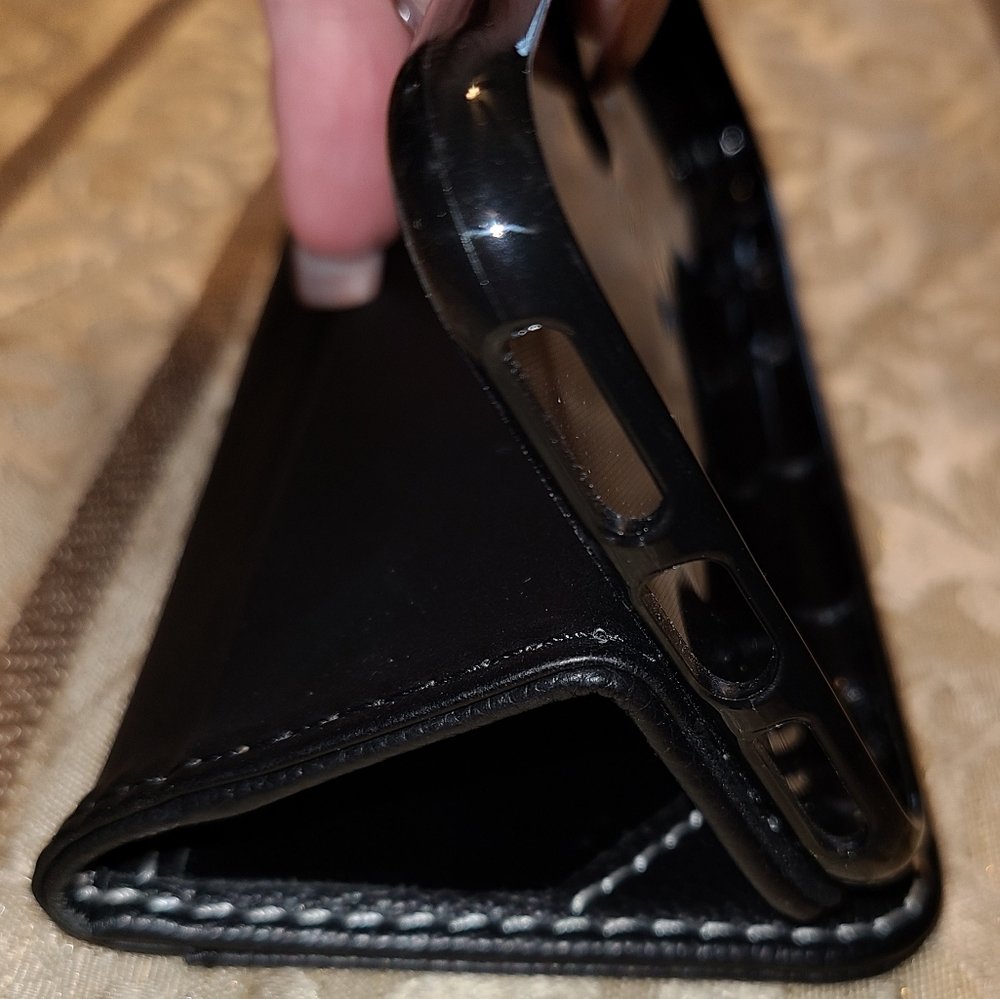 Mybat iPhone X case - Picture 4 of 10